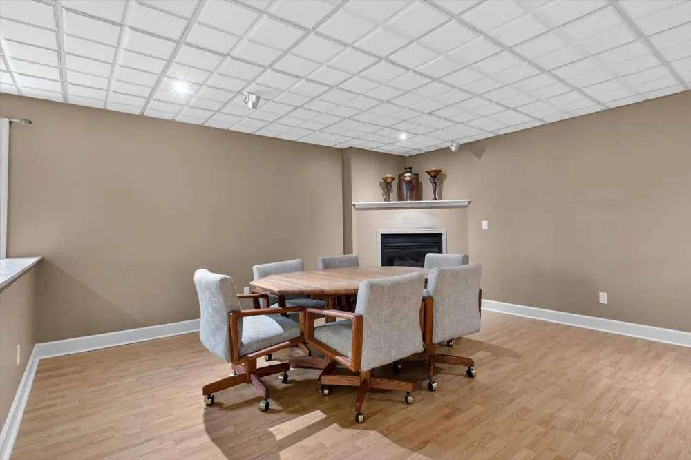 2112 Scenic Hills Drive Leoni Township, MI 49201