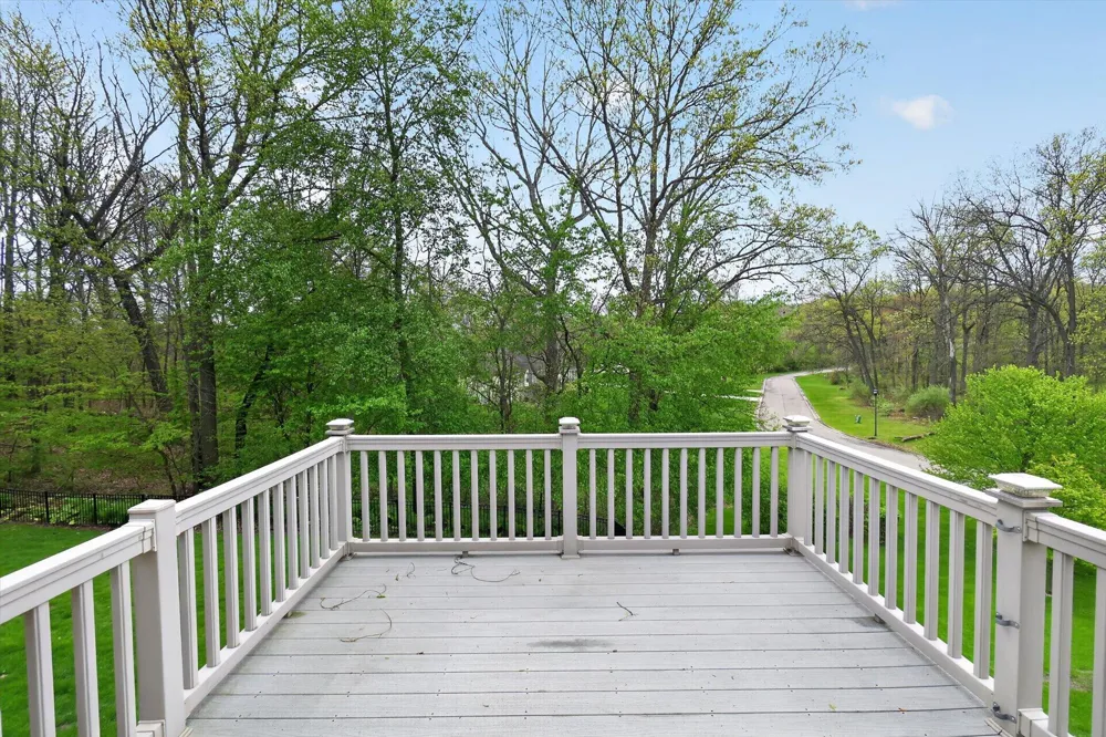 2112 Scenic Hills Drive Leoni Township, MI 49201