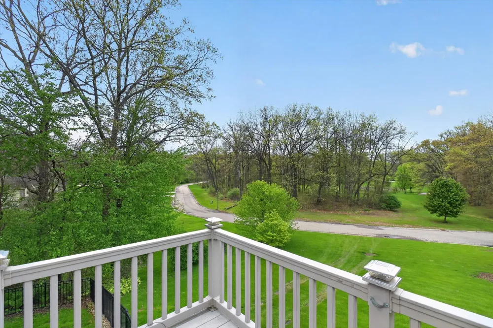 2112 Scenic Hills Drive Leoni Township, MI 49201