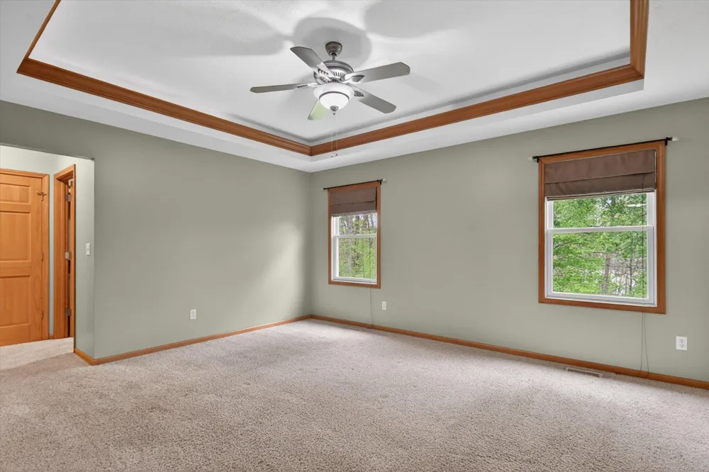 2112 Scenic Hills Drive Leoni Township, MI 49201