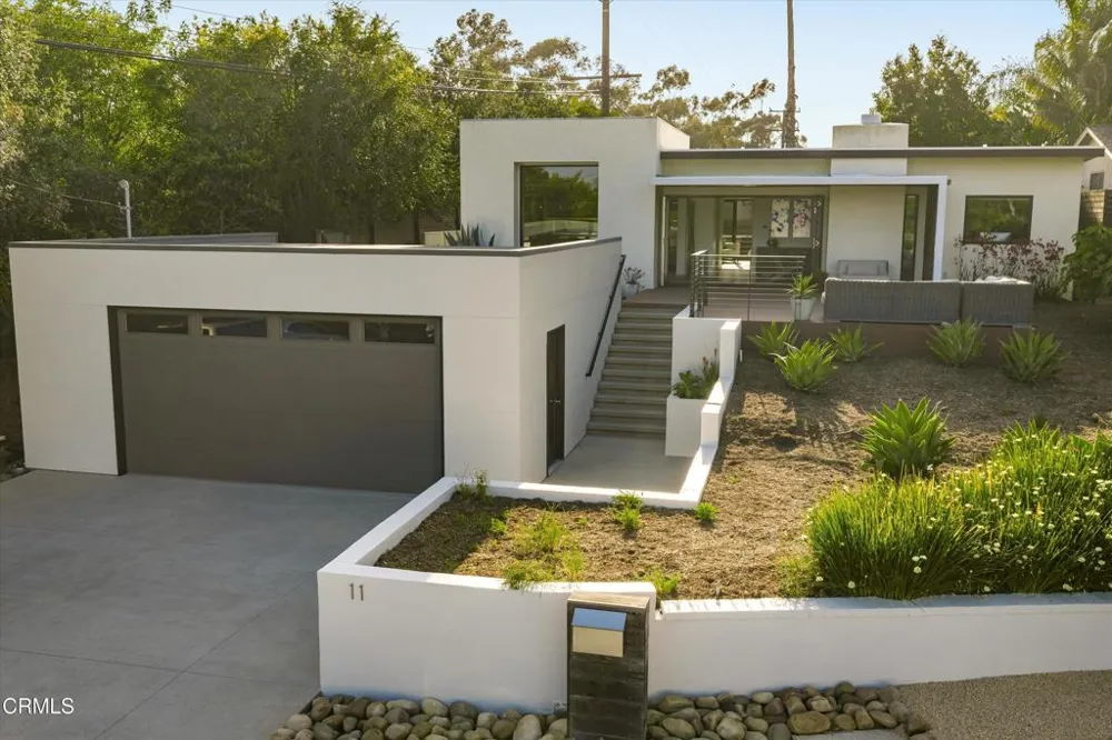11 Romaine Drive Santa Barbara, CA 93105
