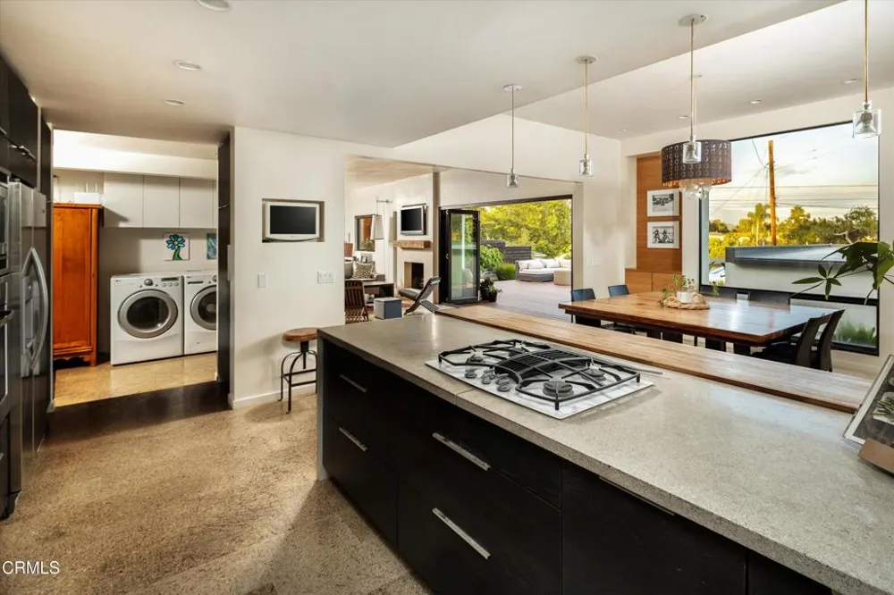 11 Romaine Drive Santa Barbara, CA 93105