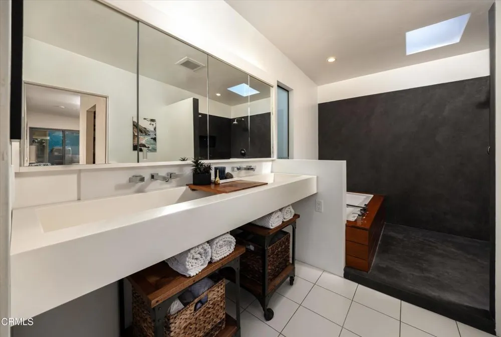 11 Romaine Drive Santa Barbara, CA 93105