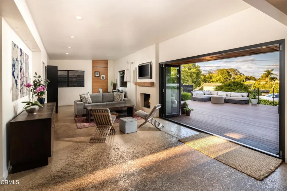 11 Romaine Drive Santa Barbara, CA 93105