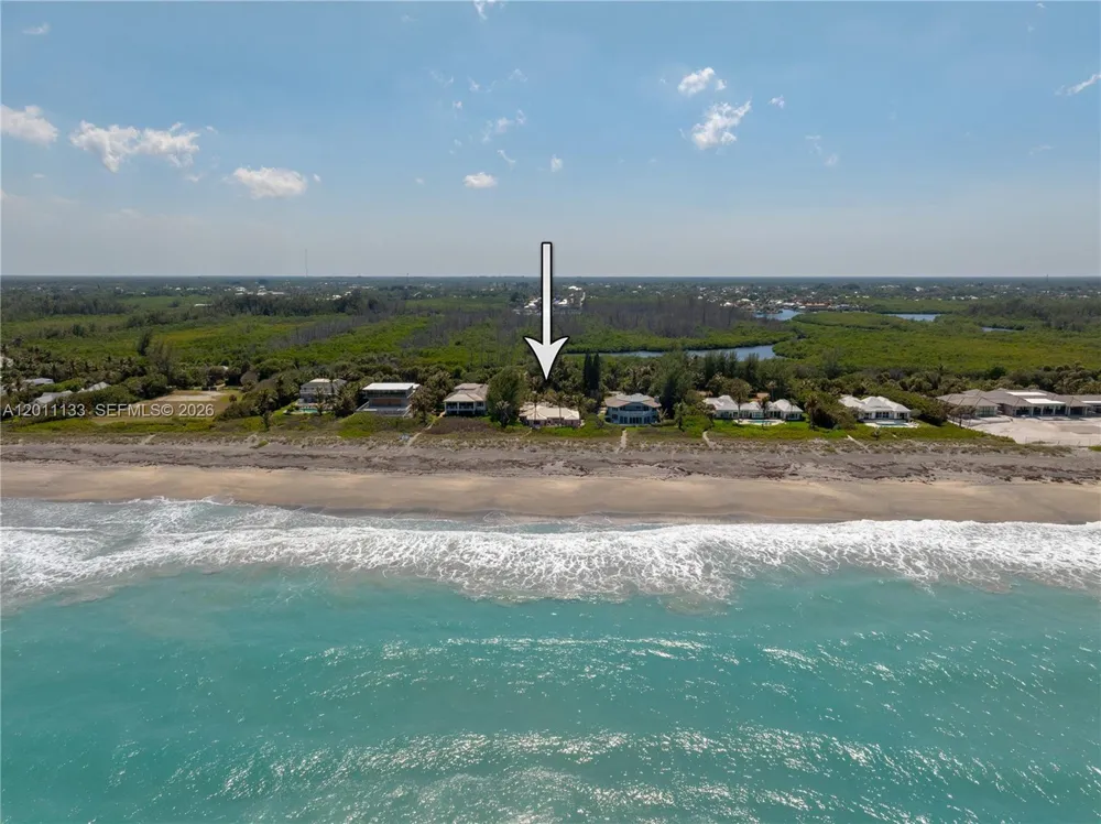 55 Beach Rd Jupiter Island, FL 33455