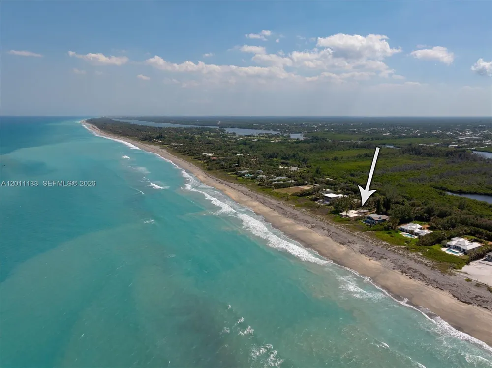 55 Beach Rd Jupiter Island, FL 33455