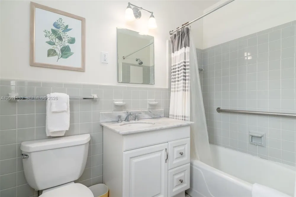 55 Beach Rd Jupiter Island, FL 33455