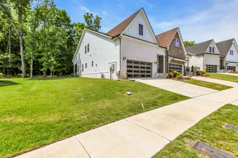 3048 Wiltshire Park Pl