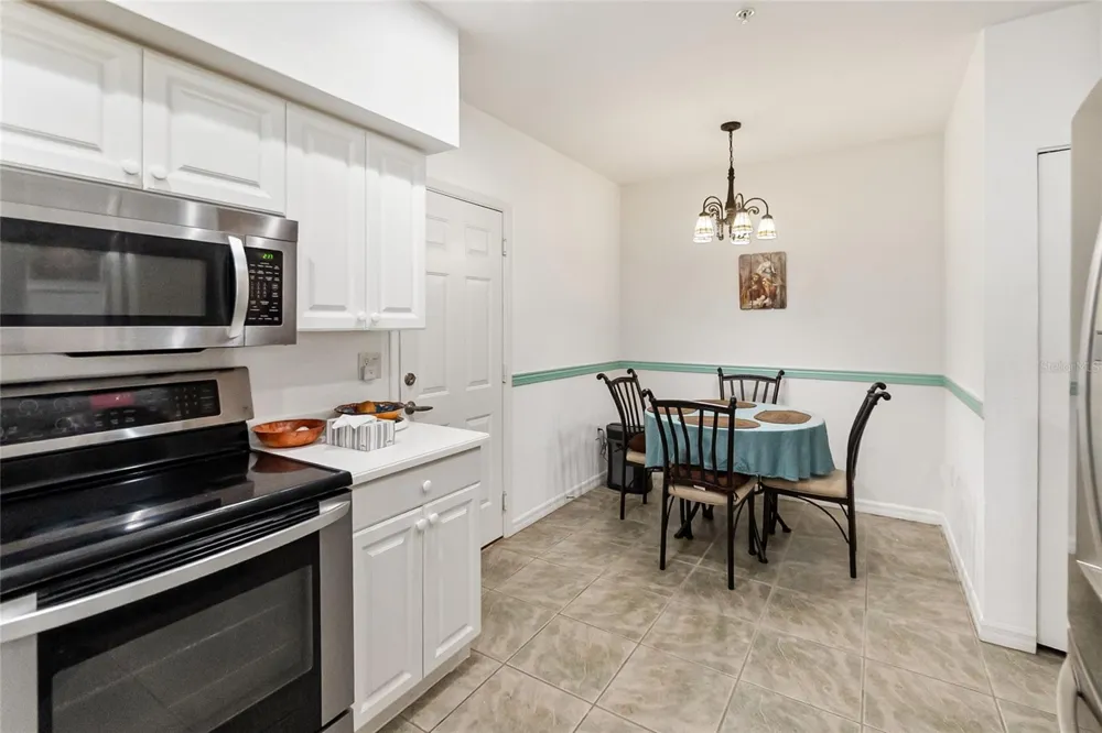 7343 FOUNTAIN PALM CIRCLE #na Bradenton, FL 34203