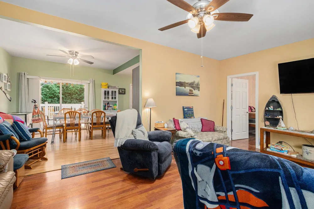 8663 Little Paw Paw Avenue Watervliet Township, MI 49098