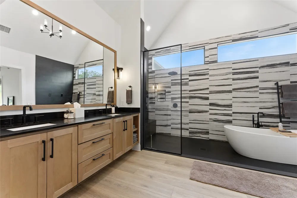 197 Evelyn Court Dripping Springs, TX 78620