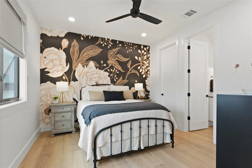 197 Evelyn Court Dripping Springs, TX 78620