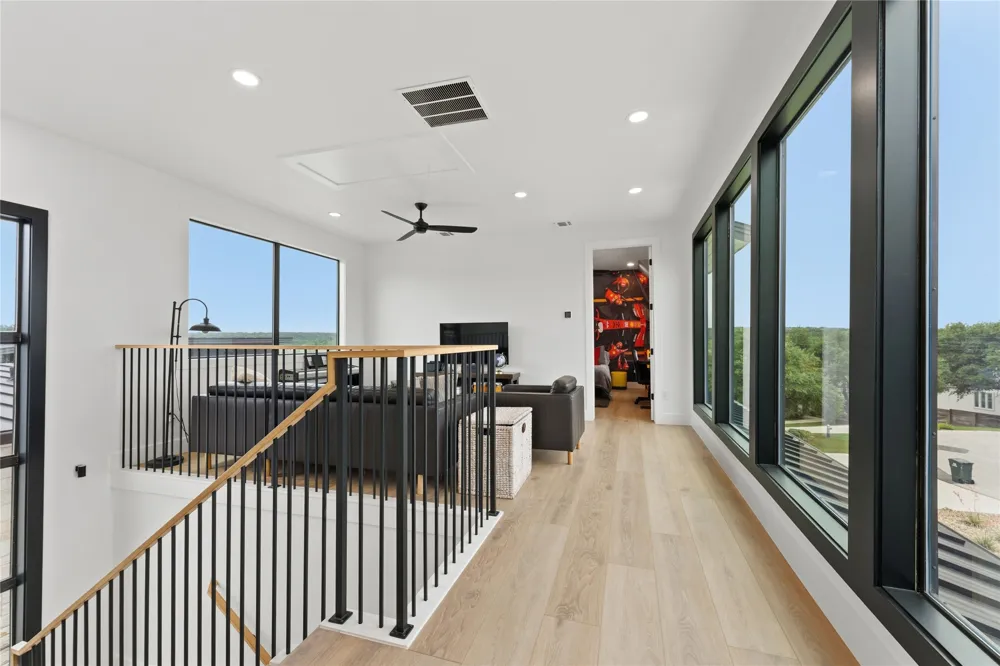 197 Evelyn Court Dripping Springs, TX 78620