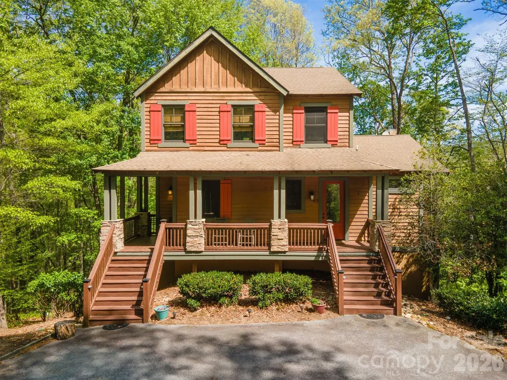 83 Allspice Court Tuckasegee, NC 28783