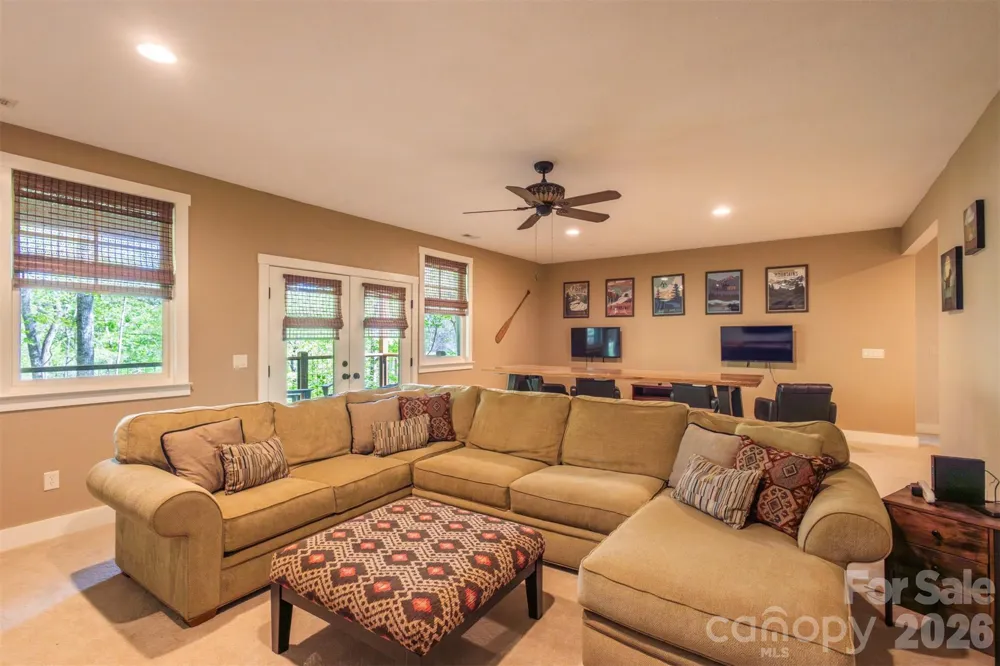 83 Allspice Court Tuckasegee, NC 28783