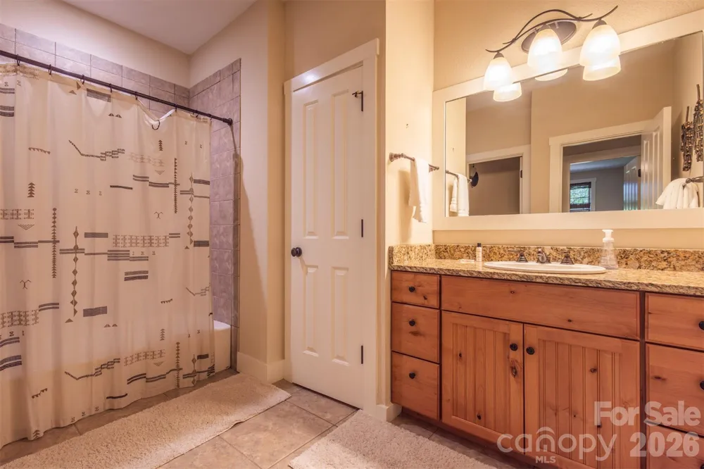 83 Allspice Court Tuckasegee, NC 28783
