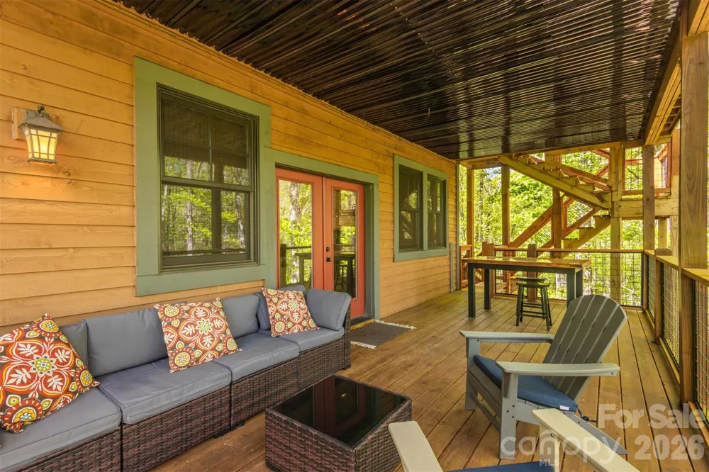 83 Allspice Court Tuckasegee, NC 28783