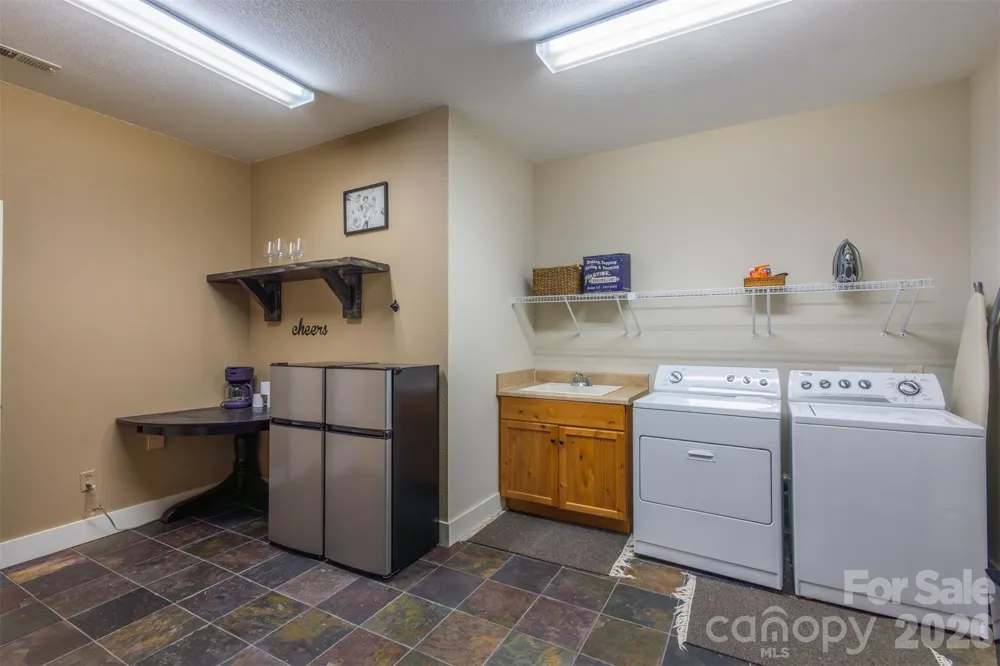 83 Allspice Court Tuckasegee, NC 28783