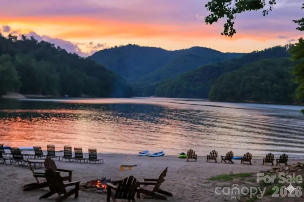 83 Allspice Court Tuckasegee, NC 28783