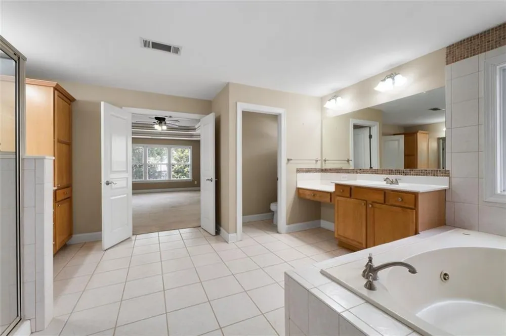 3717 Shady Maple Drive Stonecrest, GA 30038