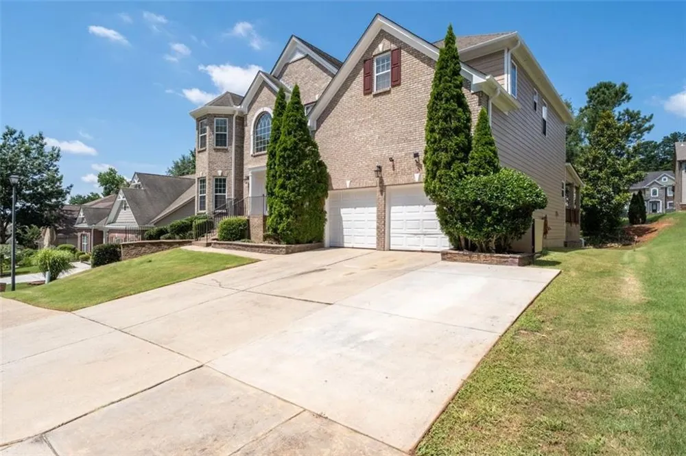 3717 Shady Maple Drive Stonecrest, GA 30038