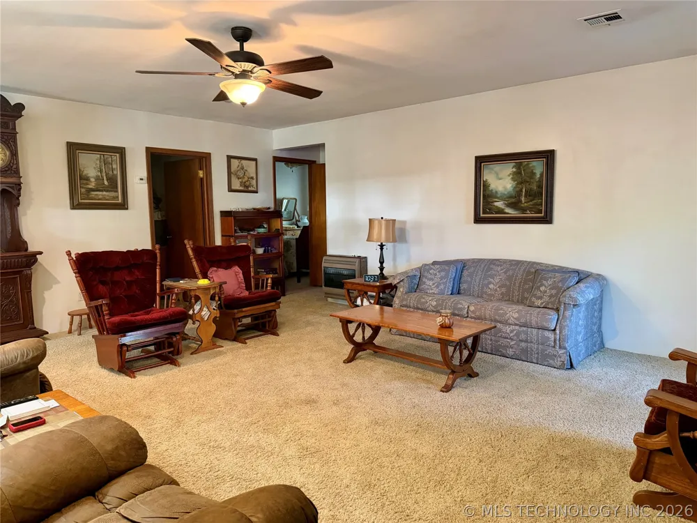 425671 E 1168 ROAD Eufaula, OK 74432