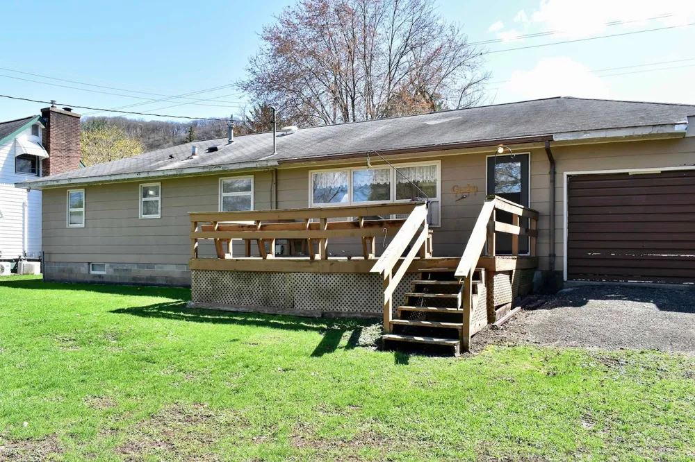1888 Gilmore Avenue Winona, MN 55987