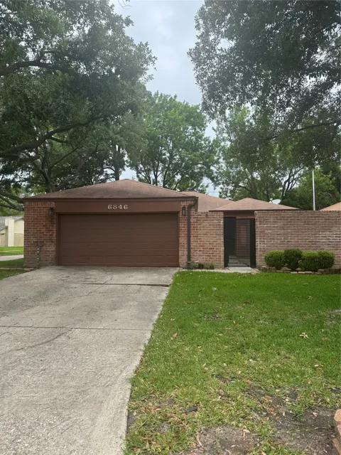 6846 Bullinger Drive