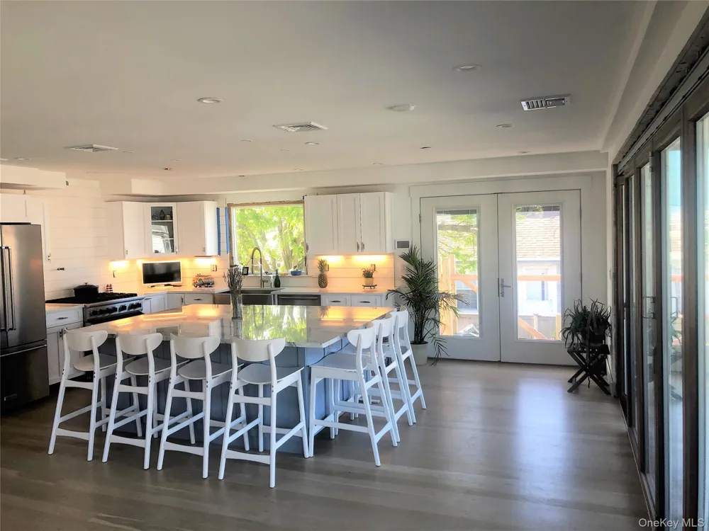 40 Trenton Avenue Long Beach, NY 11561