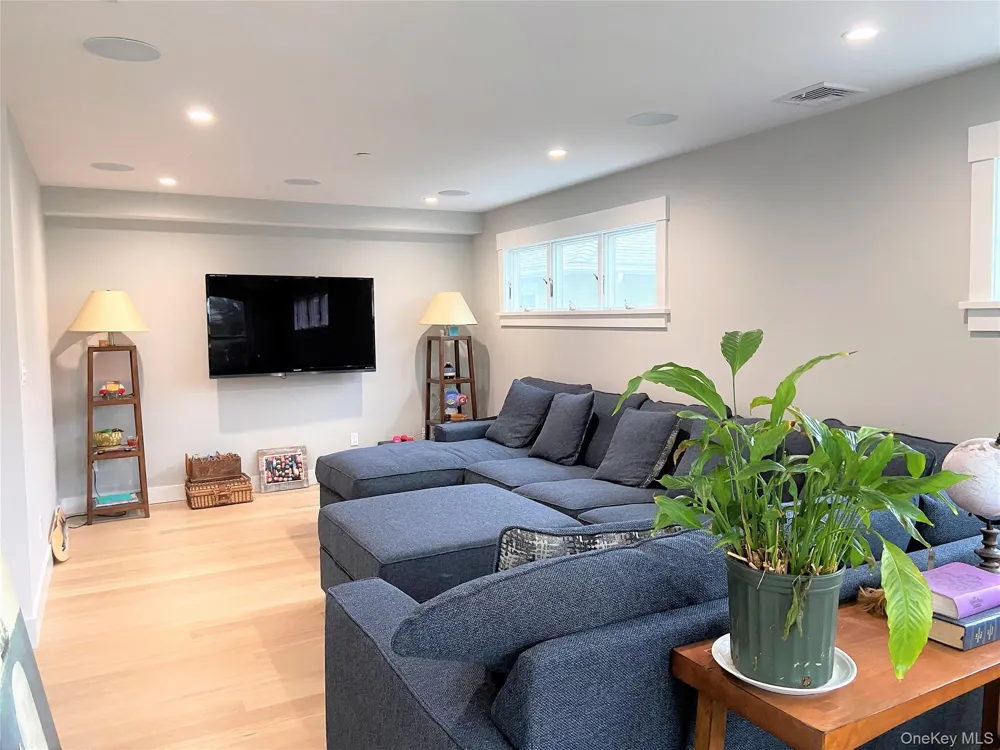 40 Trenton Avenue Long Beach, NY 11561