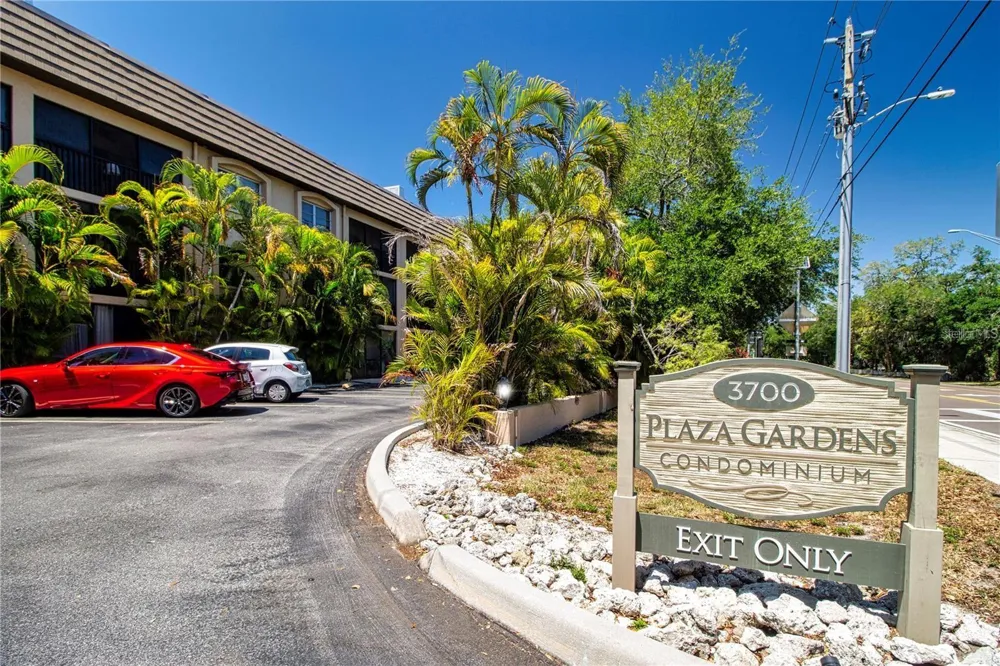 3700 S OSPREY AVENUE #216 Sarasota, FL 34239