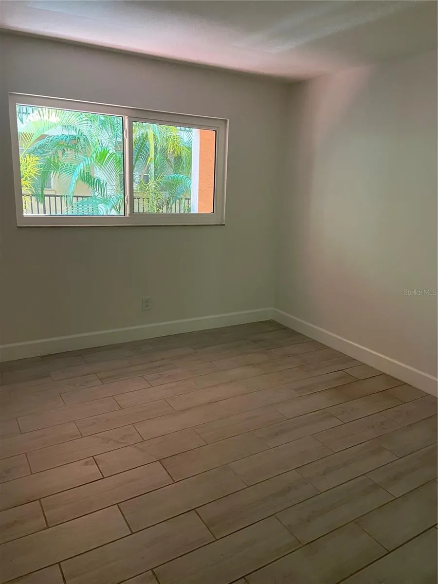 3700 S OSPREY AVENUE #216 Sarasota, FL 34239