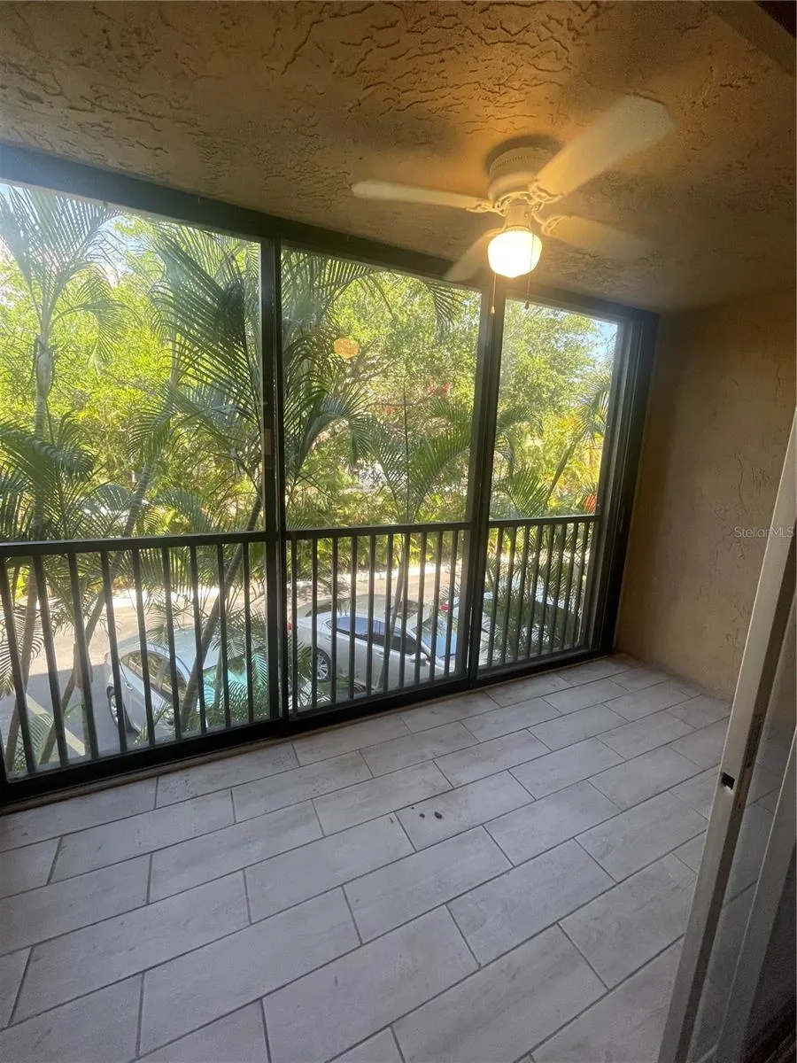 3700 S OSPREY AVENUE #216 Sarasota, FL 34239