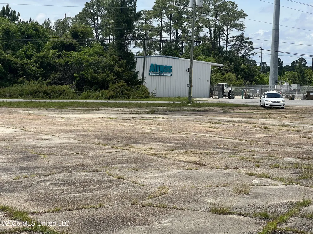 Denny Avenue Pascagoula, MS 39581