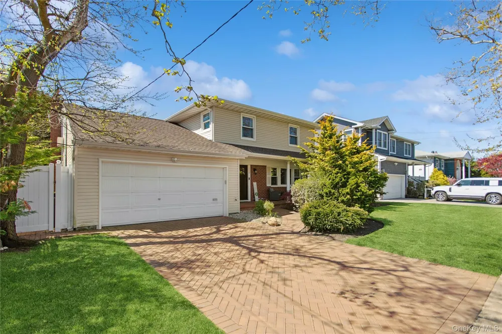 112 Ivy Lane Lido Beach, NY 11561