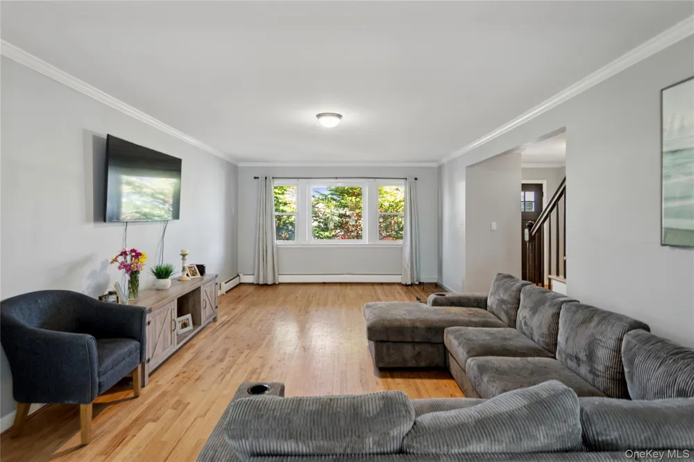112 Ivy Lane Lido Beach, NY 11561