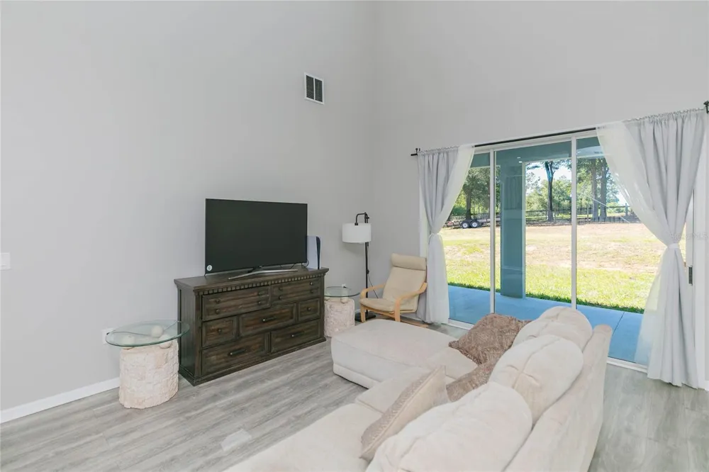 35369 RUFFING ROAD Dade City, FL 33523