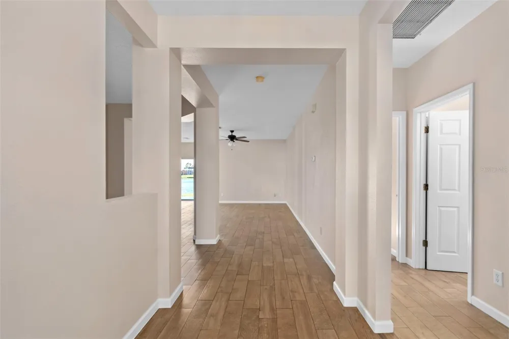 1513 HARRIER DRIVE Orlando, FL 32837
