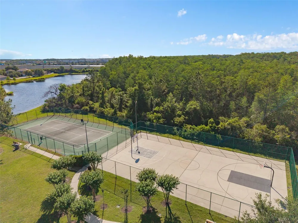 1513 HARRIER DRIVE Orlando, FL 32837