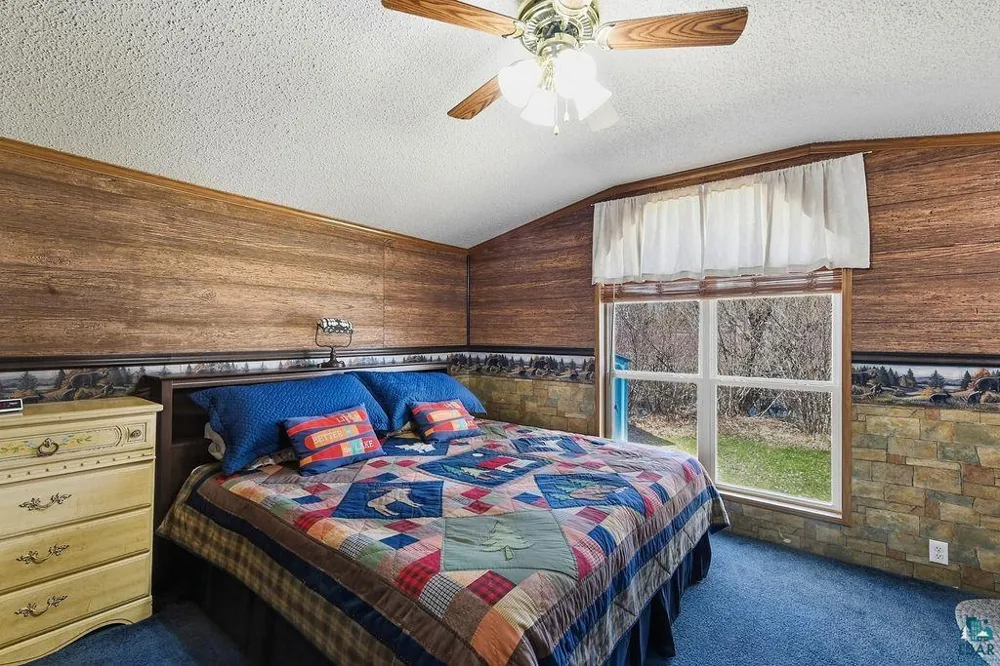 7981 S Dowling Lake Road E Superior, WI 54880