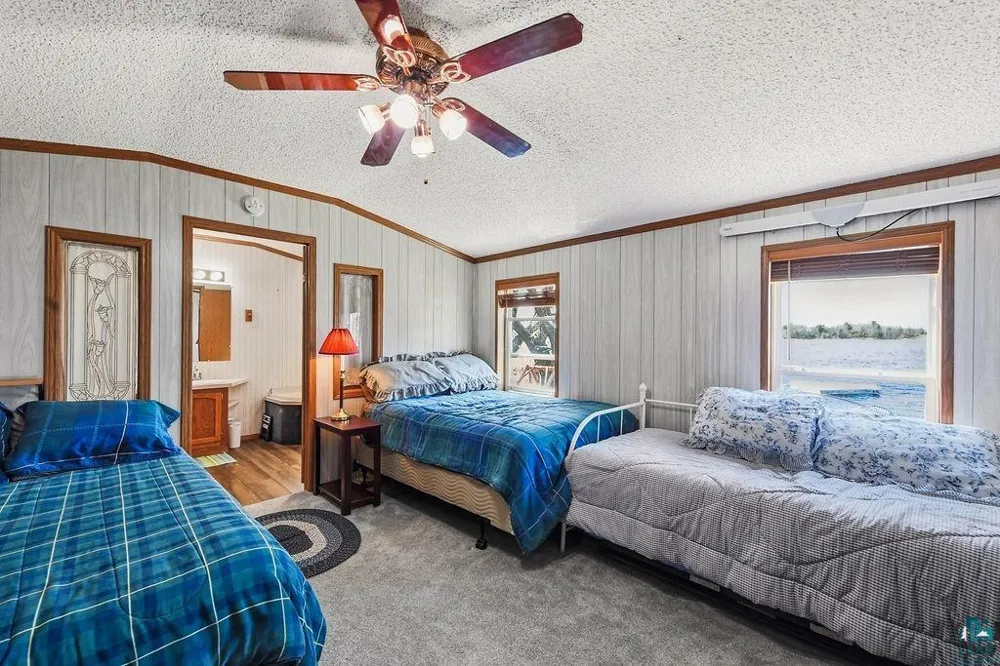 7981 S Dowling Lake Road E Superior, WI 54880