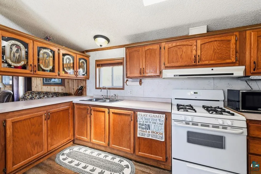 7981 S Dowling Lake Road E Superior, WI 54880