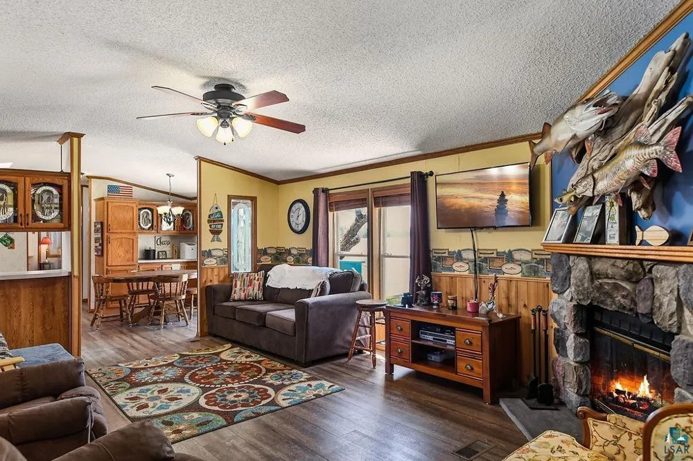 7981 S Dowling Lake Road E Superior, WI 54880