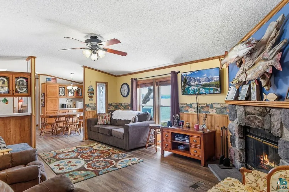 7981 S Dowling Lake Road E Superior, WI 54880
