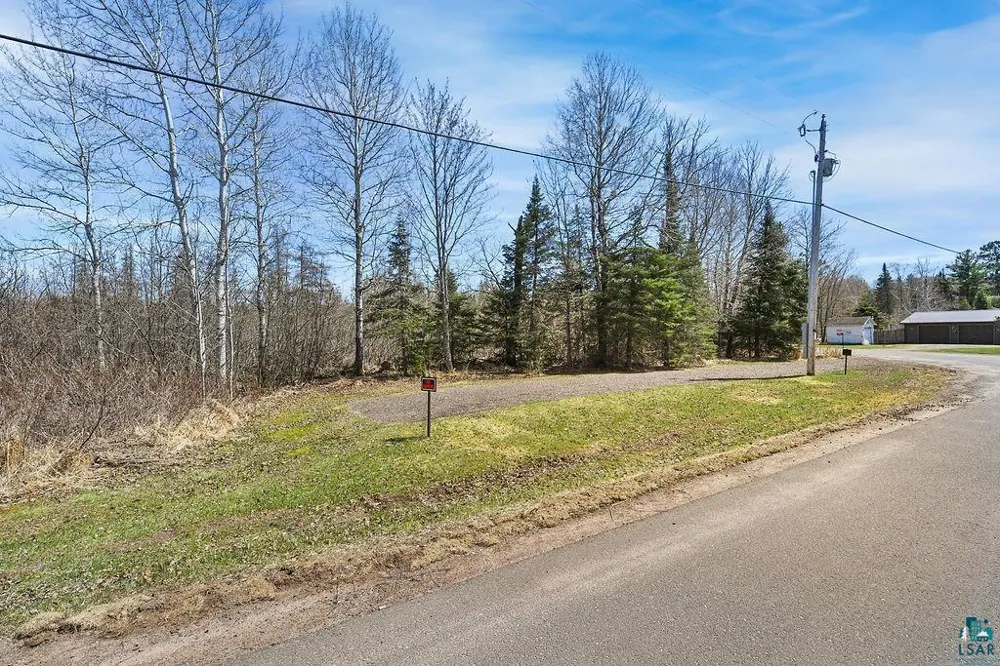 7981 S Dowling Lake Road E Superior, WI 54880