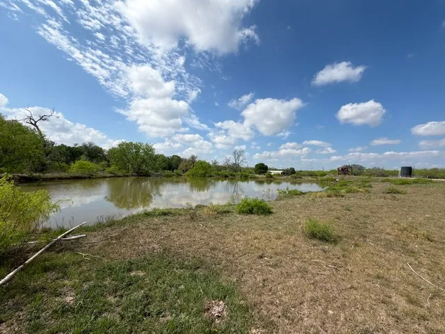 1235 Hoover Street Luling, TX 78648