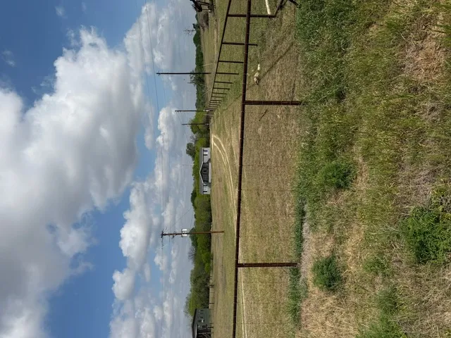 1235 Hoover Street Luling, TX 78648
