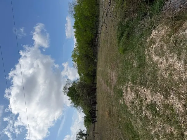 1235 Hoover Street Luling, TX 78648
