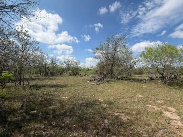 1235 Hoover Street Luling, TX 78648