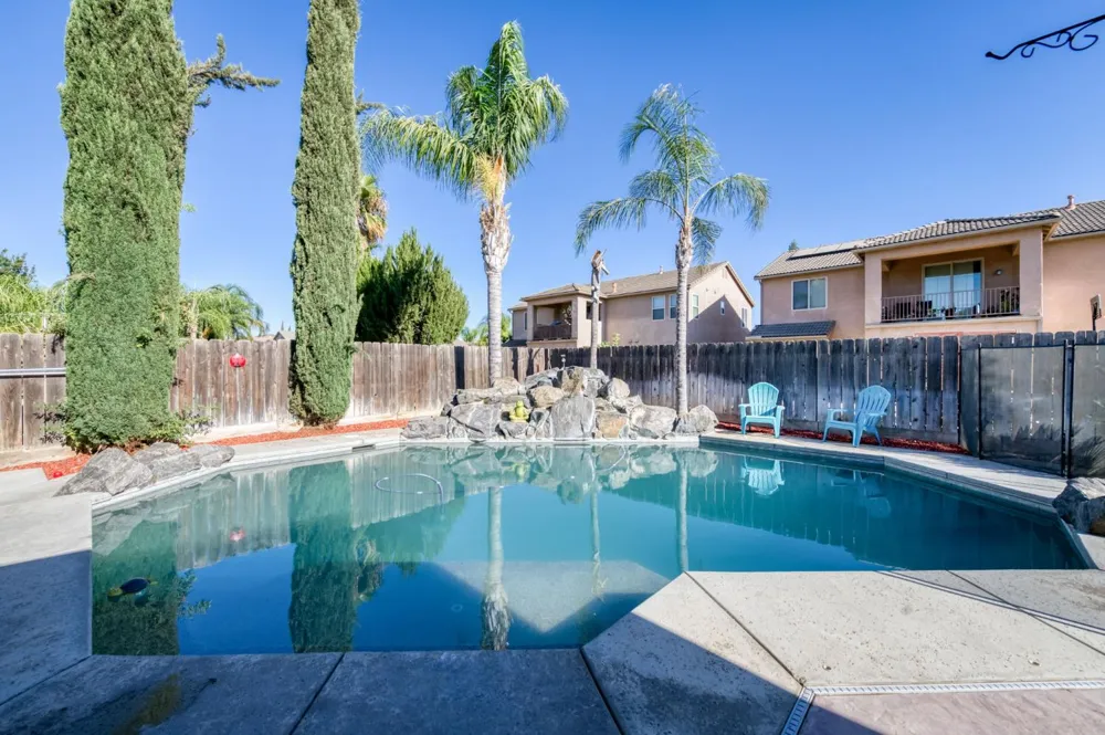 6611 W Morris Avenue Fresno, CA 93723